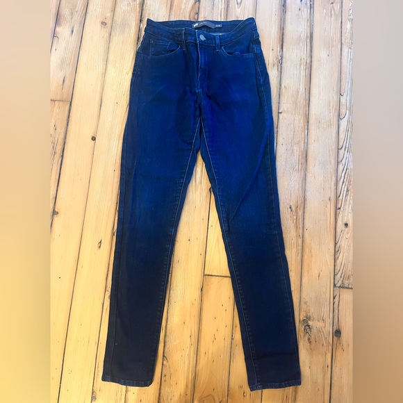 Women’s Levi’s Hi-rise skinny jeans - Picture 3 of 5